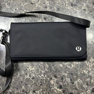 Lululemon Wallet Clutch Crossbody